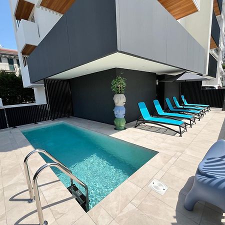 Beach Palace With Small Swimming Pool, Private Beach, Parking ลิโดดิเยโซโล ภายนอก รูปภาพ