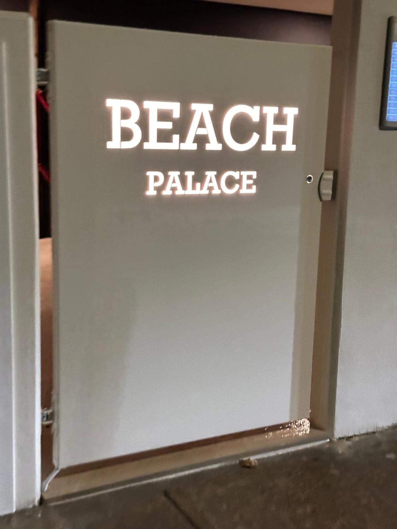 Beach Palace With Small Swimming Pool, Private Beach, Parking ลิโดดิเยโซโล ภายนอก รูปภาพ